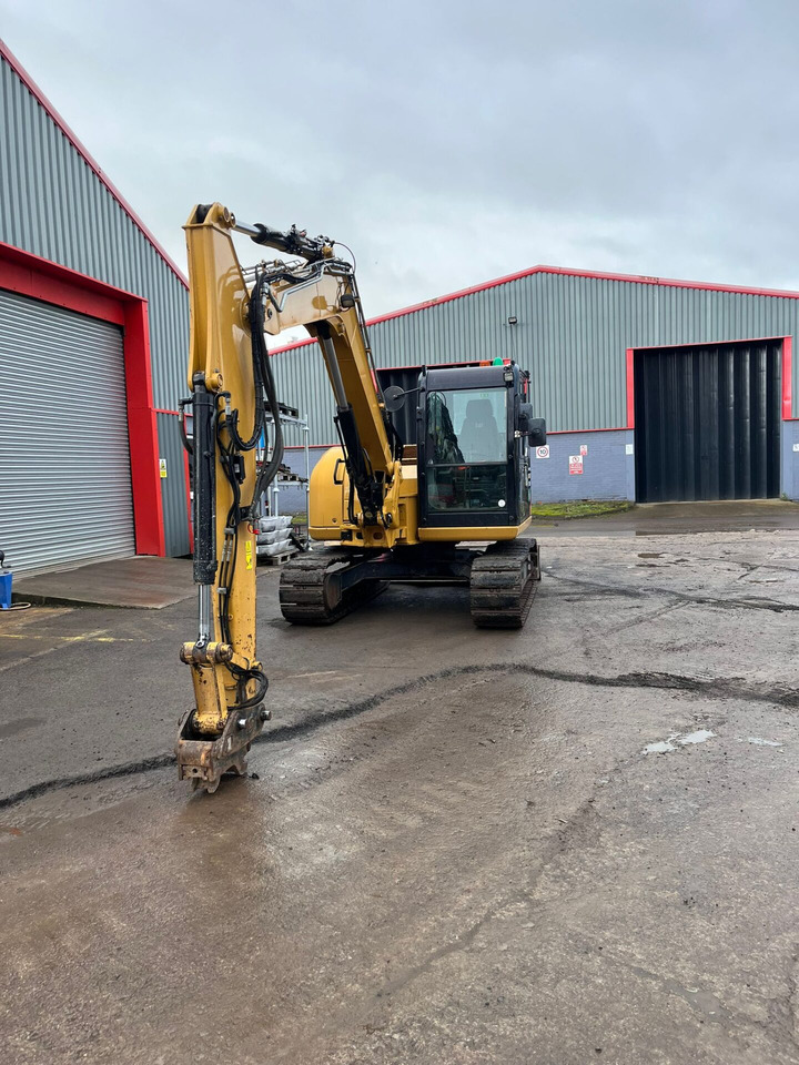 CAT 308E2 - Minikotró: 1 kép. CAT 308E2 - Minikotró: 1 kép.