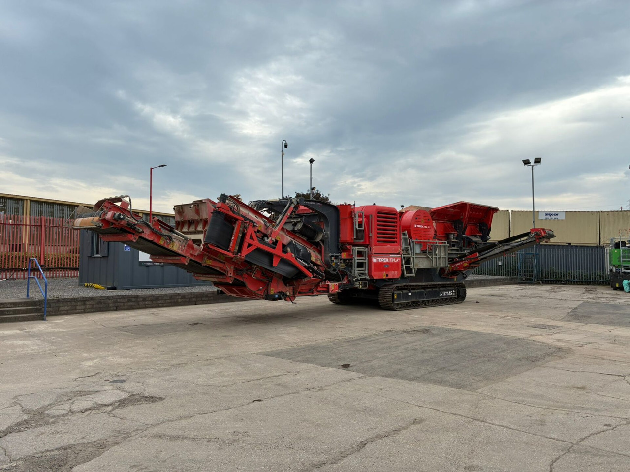 Finlay J-1170HA AS - Törőgép: 1 kép. Finlay J-1170HA AS - Törőgép: 1 kép.