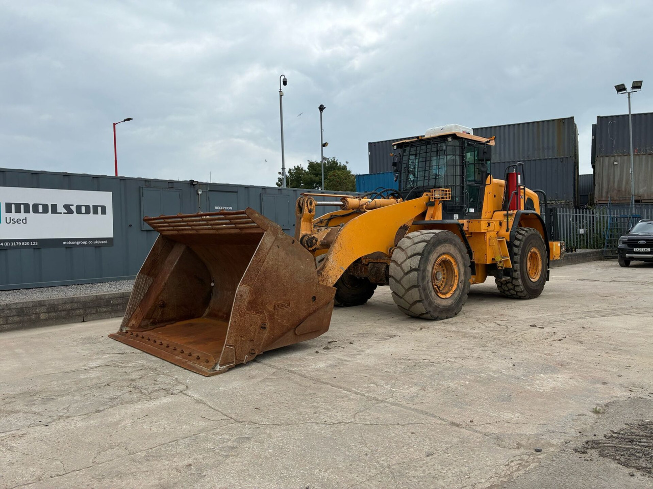 Hyundai HL960HDXT - Gumikerekes homlokrakodó: 1 kép. Hyundai HL960HDXT - Gumikerekes homlokrakodó: 1 kép.