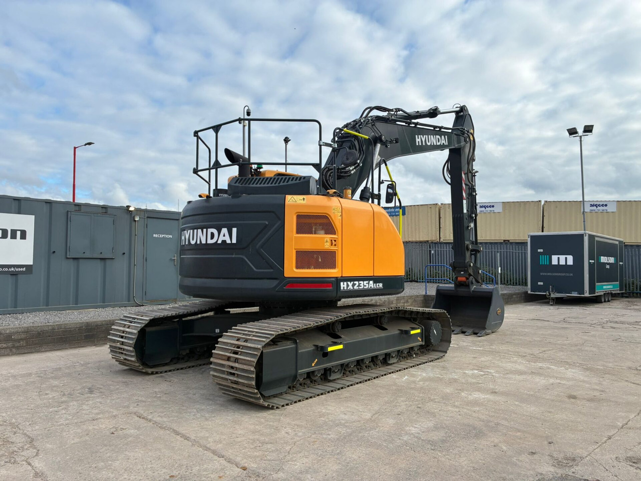 Hyundai HX235ALCR - Lánctalpas kotró: 5 kép. Hyundai HX235ALCR - Lánctalpas kotró: 5 kép.