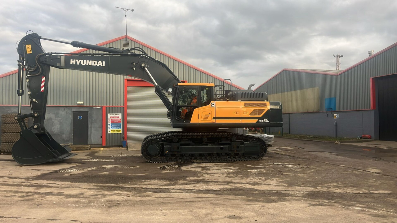 Hyundai HX520AL - Lánctalpas kotró: 2 kép. Hyundai HX520AL - Lánctalpas kotró: 2 kép.