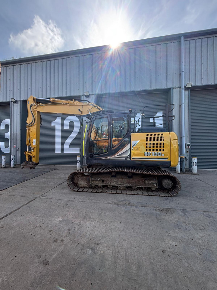 Kobelco SK130LC-11 - Lánctalpas kotró: 2 kép. Kobelco SK130LC-11 - Lánctalpas kotró: 2 kép.