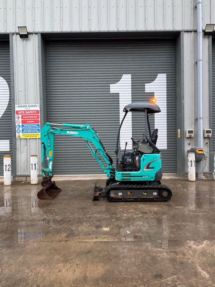 Kobelco SK17SR-3E - Minikotró: 2 kép. Kobelco SK17SR-3E - Minikotró: 2 kép.