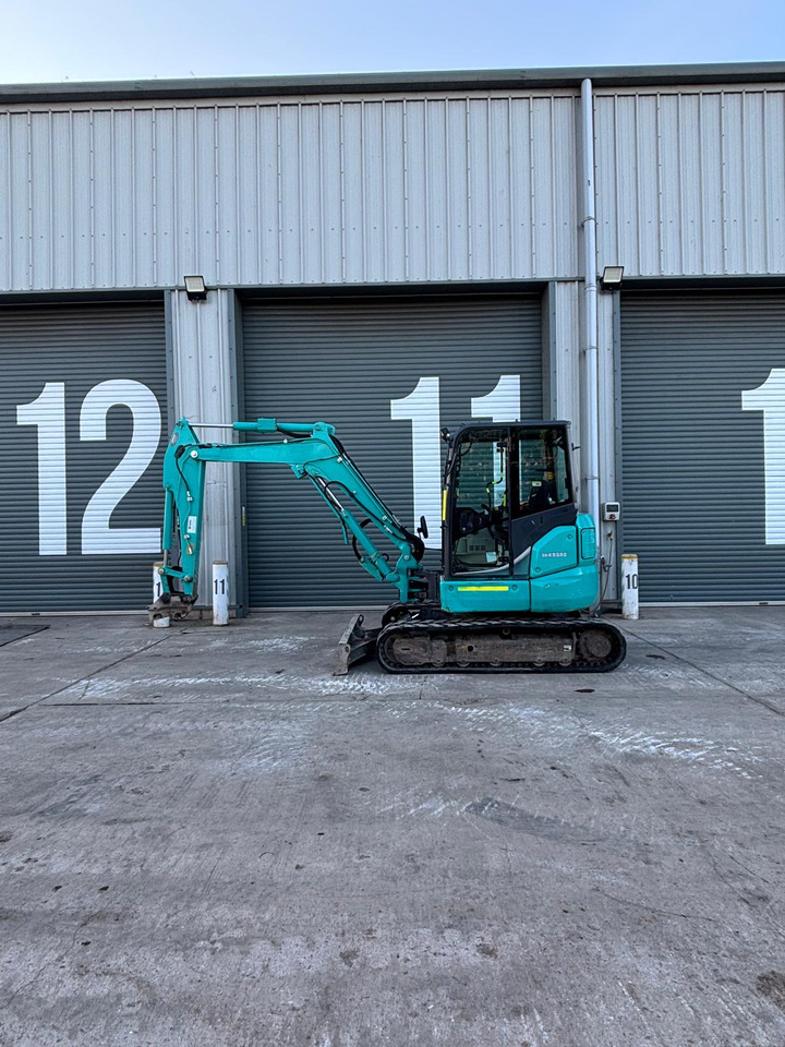 Kobelco SK45SRX-6E - Minikotró: 2 kép. Kobelco SK45SRX-6E - Minikotró: 2 kép.
