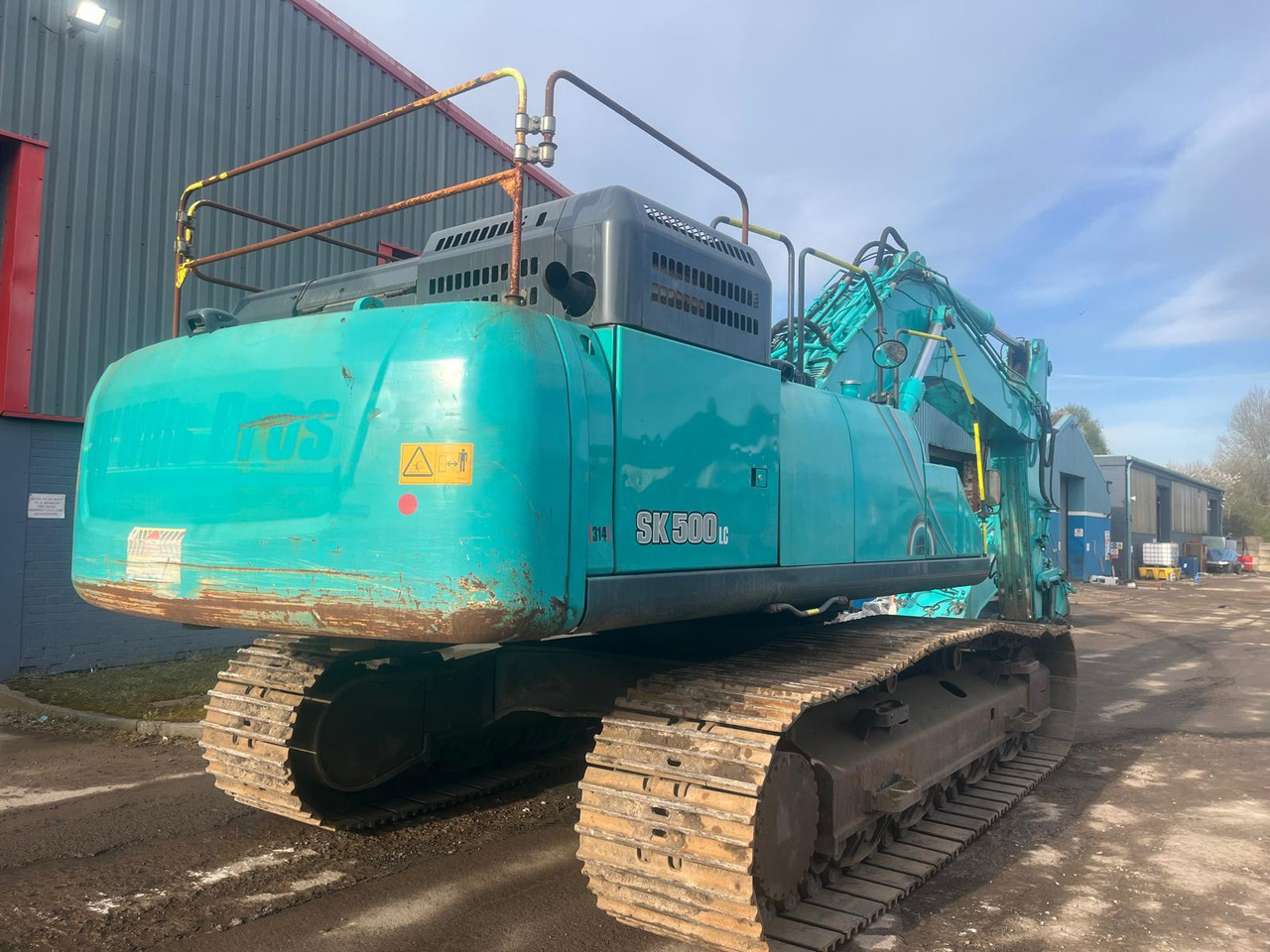 Kobelco SK500LC-10 - Lánctalpas kotró: 4 kép. Kobelco SK500LC-10 - Lánctalpas kotró: 4 kép.