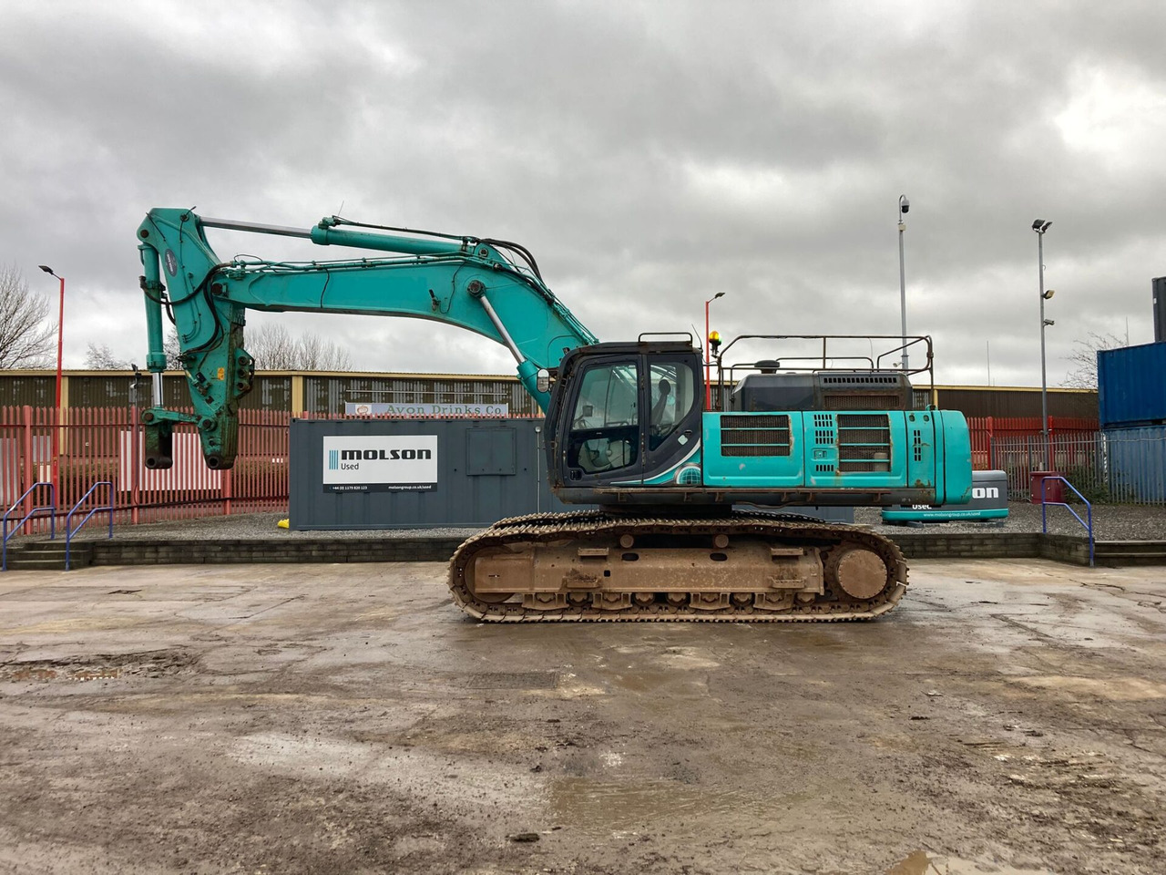 Kobelco SK500LC-10 - Lánctalpas kotró: 2 kép. Kobelco SK500LC-10 - Lánctalpas kotró: 2 kép.