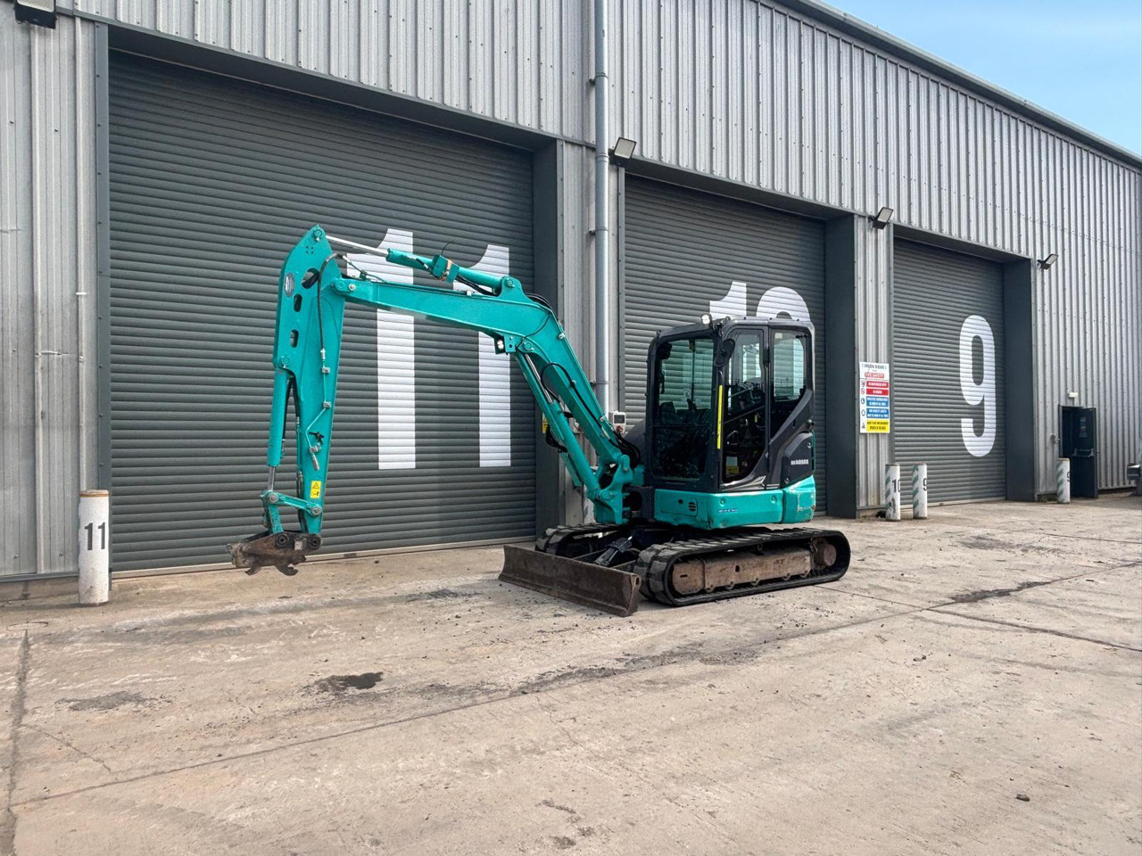 Kobelco SK58SRX-7 - Minikotró: 1 kép. Kobelco SK58SRX-7 - Minikotró: 1 kép.