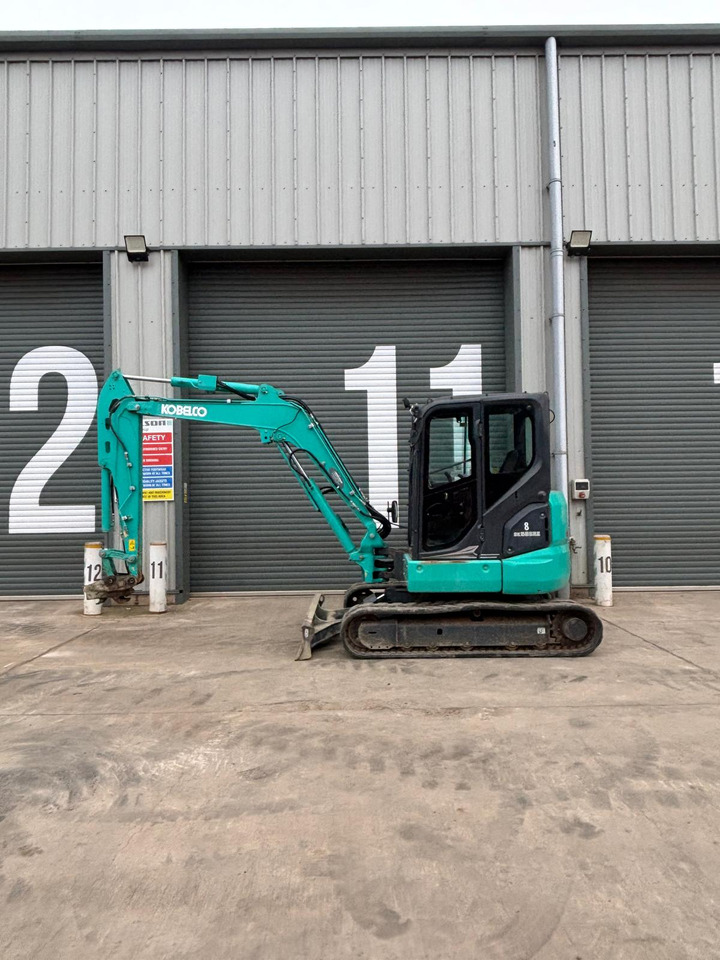 Kobelco SK58SRX-7 - Minikotró: 2 kép. Kobelco SK58SRX-7 - Minikotró: 2 kép.