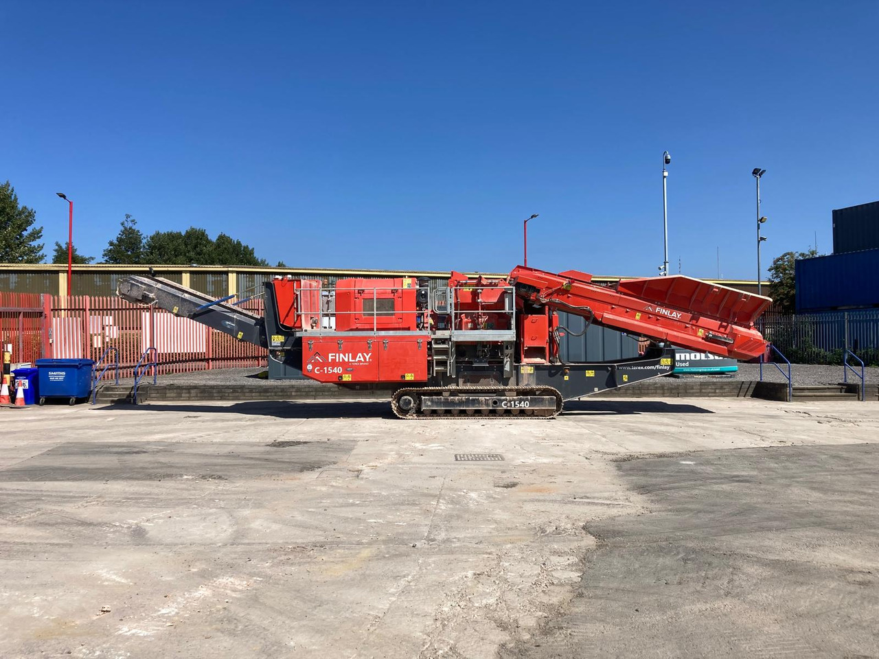 Terex C1540 - Törőgép: 2 kép. Terex C1540 - Törőgép: 2 kép.