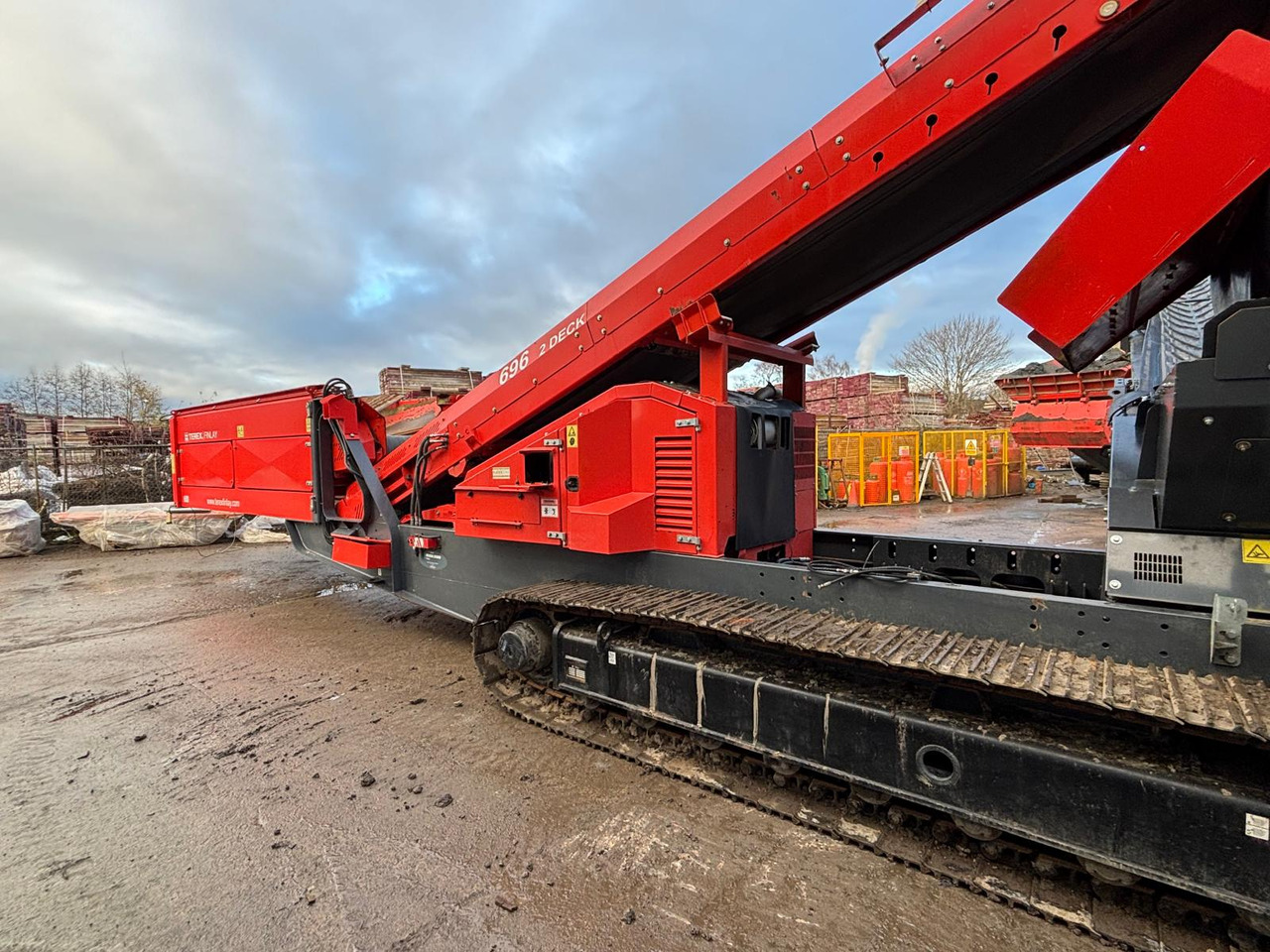Terex Finlay 696 2-Deck lízing Terex Finlay 696 2-Deck: 19 kép.
