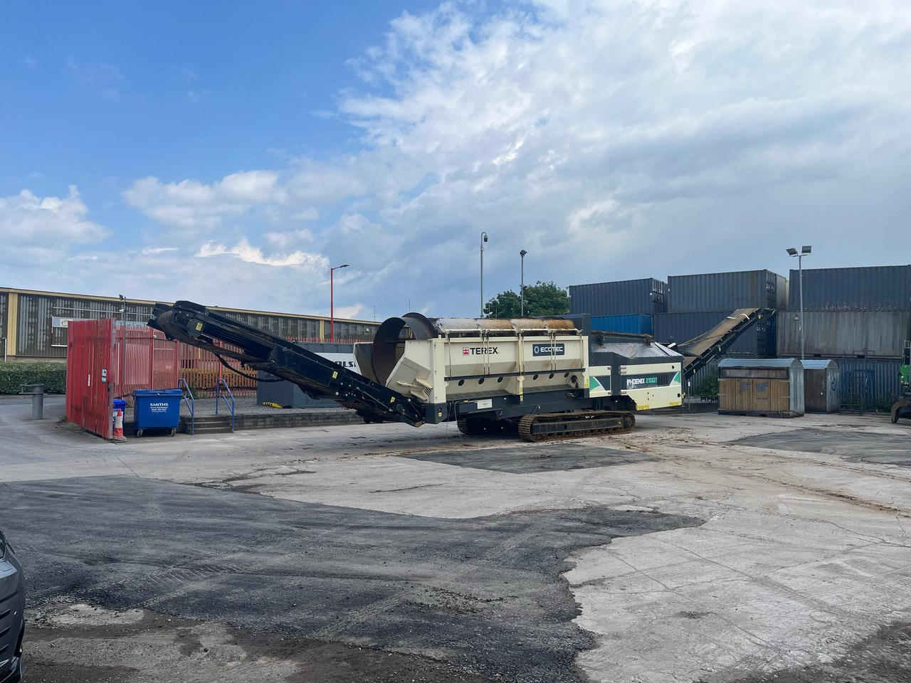 Terex Phoenix 2100T - Osztályozó berendezés: 1 kép. Terex Phoenix 2100T - Osztályozó berendezés: 1 kép.