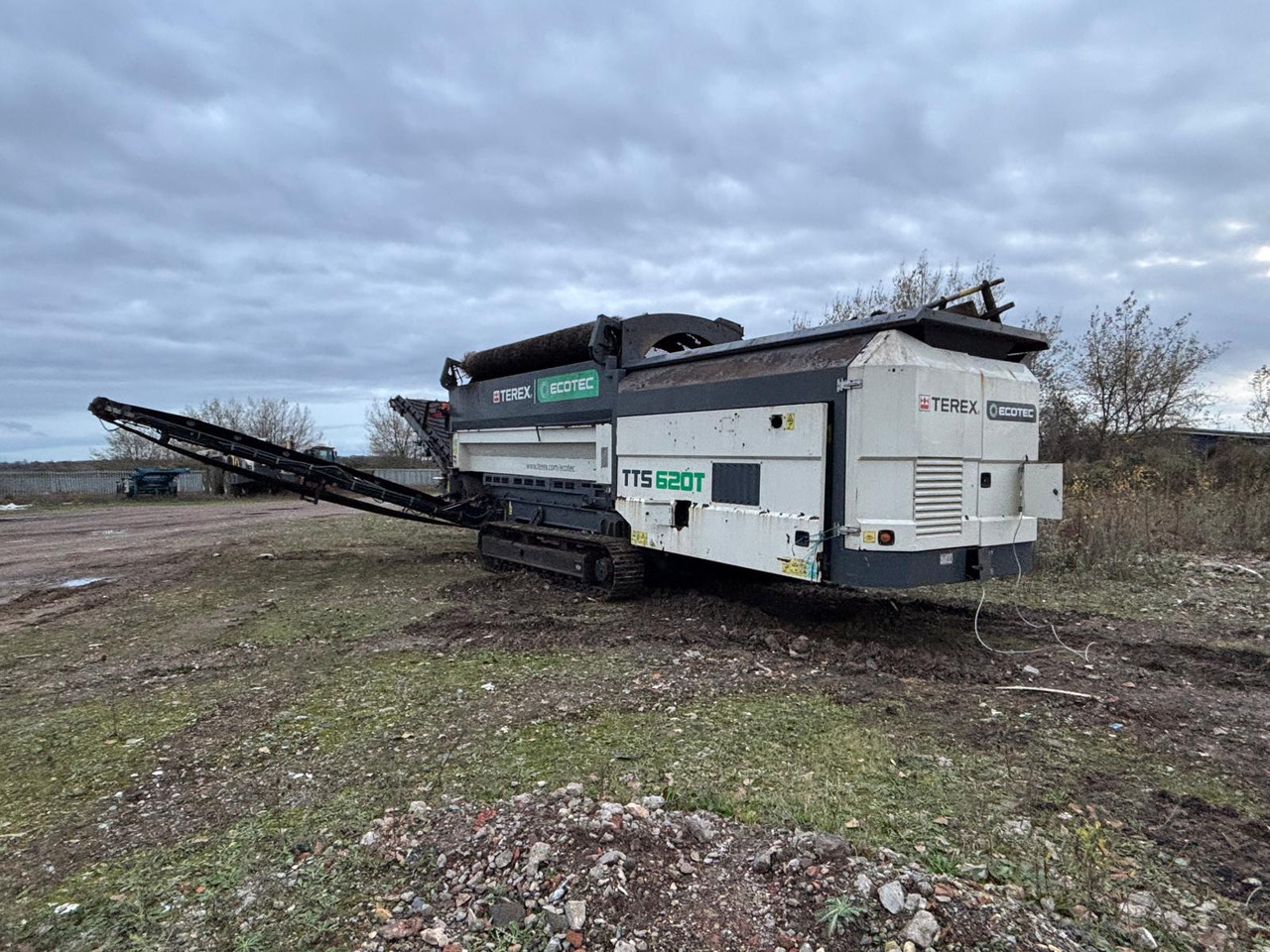 Terex TTS620 - Osztályozó berendezés: 3 kép. Terex TTS620 - Osztályozó berendezés: 3 kép.