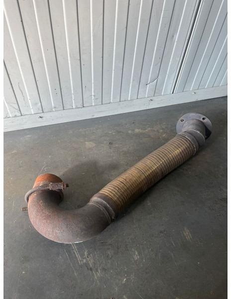 Liebherr A904 Li/A904C Li/R904/R904C - Kipufogócső: 1 kép. Liebherr A904 Li/A904C Li/R904/R904C - Kipufogócső: 1 kép.