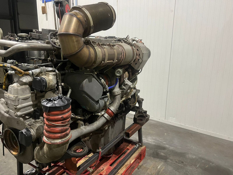 Liebherr D936 A7 - Motor: 3 kép. Liebherr D936 A7 - Motor: 3 kép.