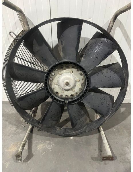 Liebherr R926 / R920 / R918 / LO1920 / LOS918 / LOS920 / LOS926 / A914 / A916 / LH22- R 926 / R 920 / R 918 / LO 1920 / LOS 918 / LOS 920 - Ventilátor: 2 kép. Liebherr R926 / R920 / R918 / LO1920 / LOS918 / LOS920 / LOS926 / A914 / A916 / LH22- R 926 / R 920 / R 918 / LO 1920 / LOS 918 / LOS 920 - Ventilátor: 2 kép.