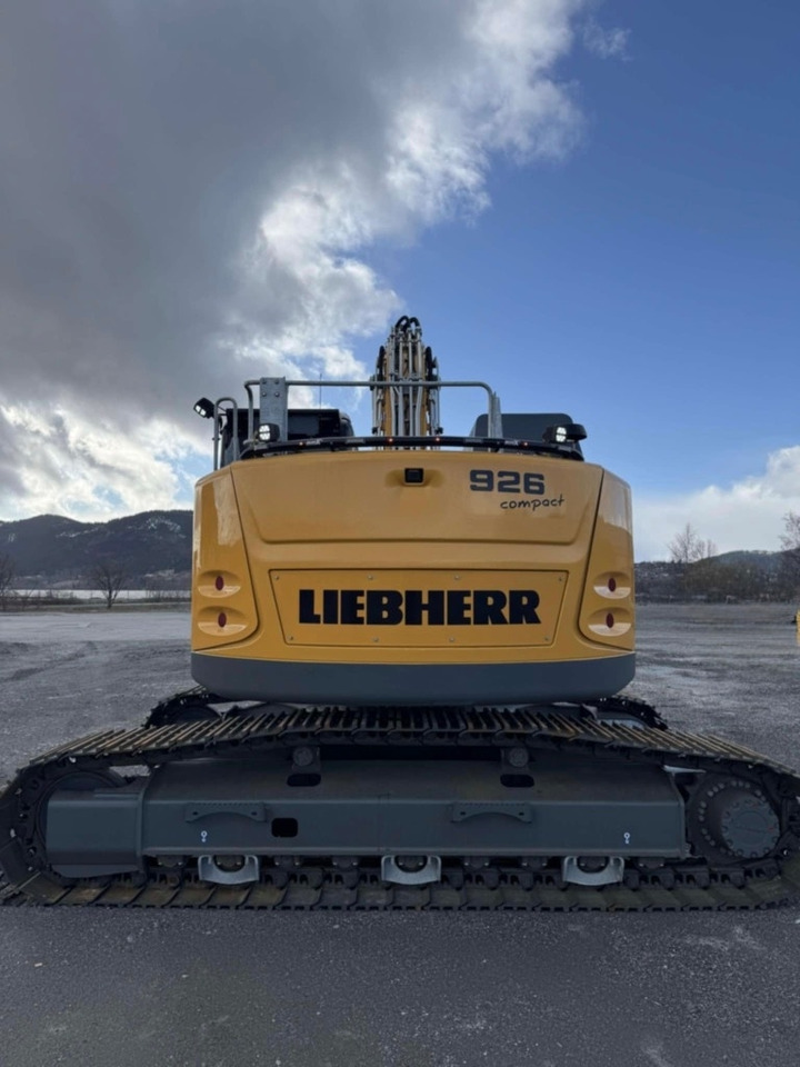 Liebherr R926 Compact LC - Lánctalpas kotró: 5 kép. Liebherr R926 Compact LC - Lánctalpas kotró: 5 kép.