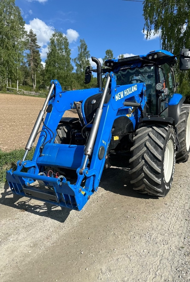 New Holland T6.180 DC - Traktor: 1 kép. New Holland T6.180 DC - Traktor: 1 kép.