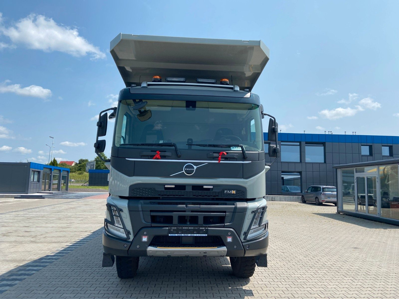 Volvo FMX 500 8x4 FML MINE KIPPER 23M3 - Billenőplatós teherautó: 5 kép. Volvo FMX 500 8x4 FML MINE KIPPER 23M3 - Billenőplatós teherautó: 5 kép.