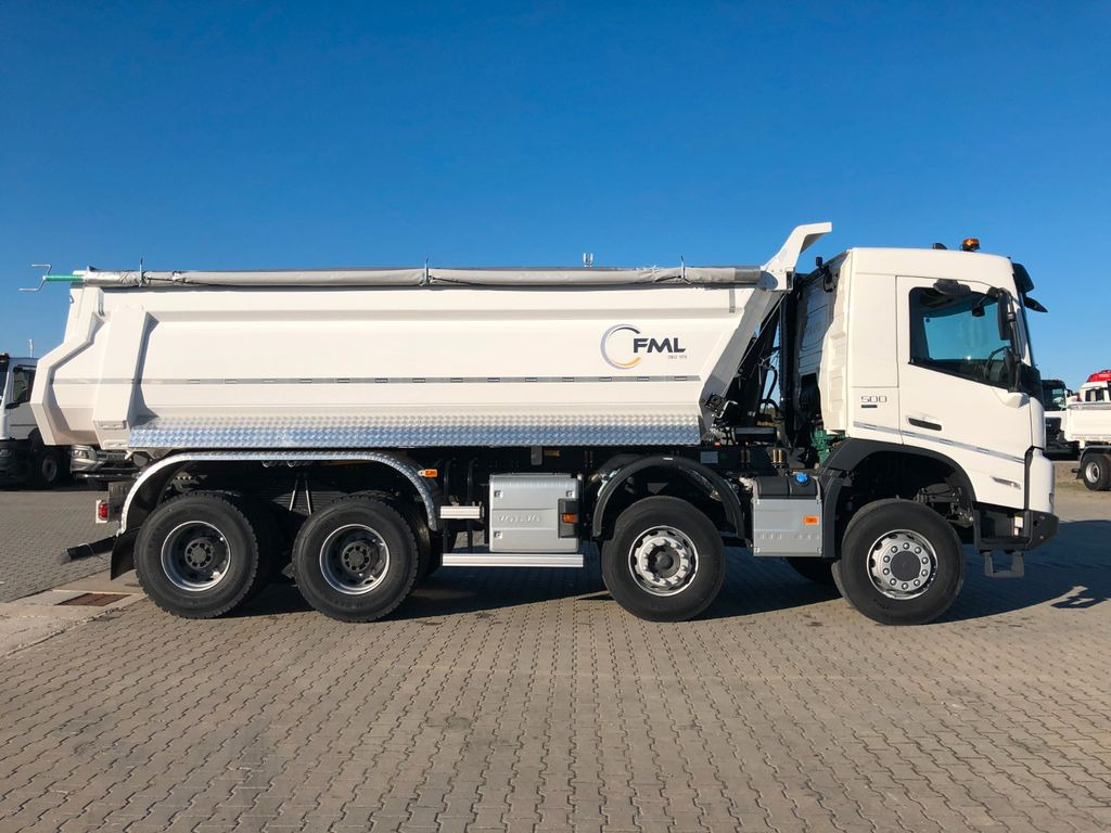 Volvo FMX 500 GSR 8x6 FML KIPPER - Billenőplatós teherautó: 3 kép. Volvo FMX 500 GSR 8x6 FML KIPPER - Billenőplatós teherautó: 3 kép.