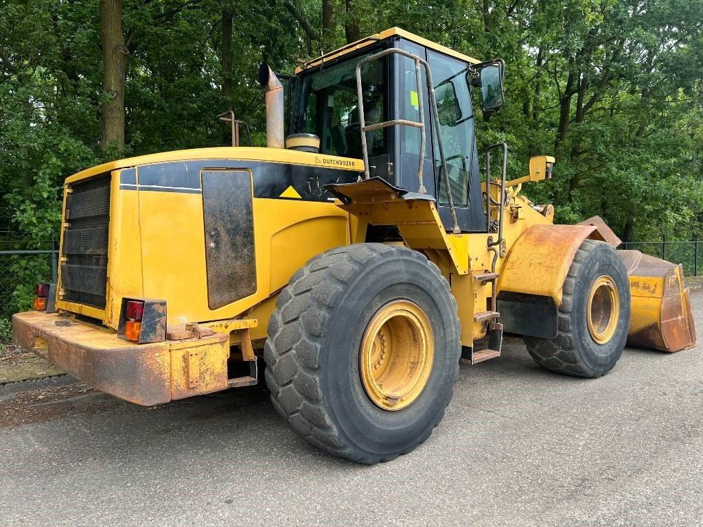 CAT 950 G - Gumikerekes homlokrakodó: 4 kép. CAT 950 G - Gumikerekes homlokrakodó: 4 kép.