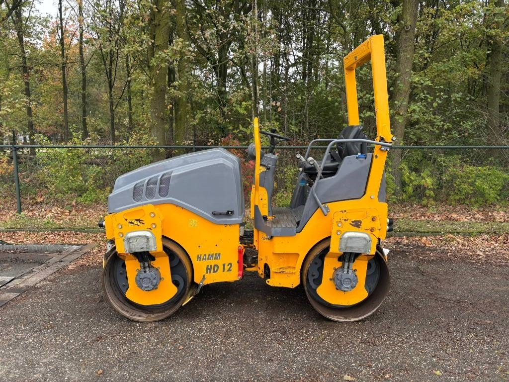Hamm HD 12 VV - Úthenger: 2 kép. Hamm HD 12 VV - Úthenger: 2 kép.