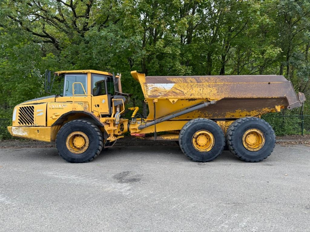 Volvo A 25 D  - Csuklós dömper: 2 kép. Volvo A 25 D  - Csuklós dömper: 2 kép.