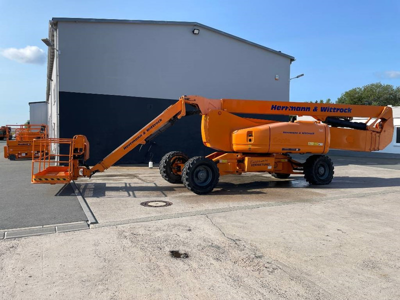 Genie Z 135/70 - Személyemelő: 3 kép. Genie Z 135/70 - Személyemelő: 3 kép.