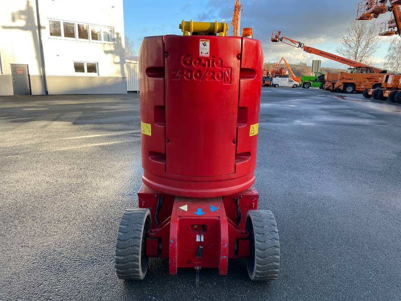 Genie Z 30/20 N RJ - Személyemelő: 3 kép. Genie Z 30/20 N RJ - Személyemelő: 3 kép.