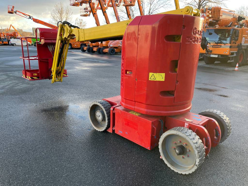 Genie Z 30/20 N RJ - Személyemelő: 4 kép. Genie Z 30/20 N RJ - Személyemelő: 4 kép.
