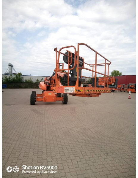 JLG 1350 SJP - Teleszkópos emelő: 2 kép. JLG 1350 SJP - Teleszkópos emelő: 2 kép.