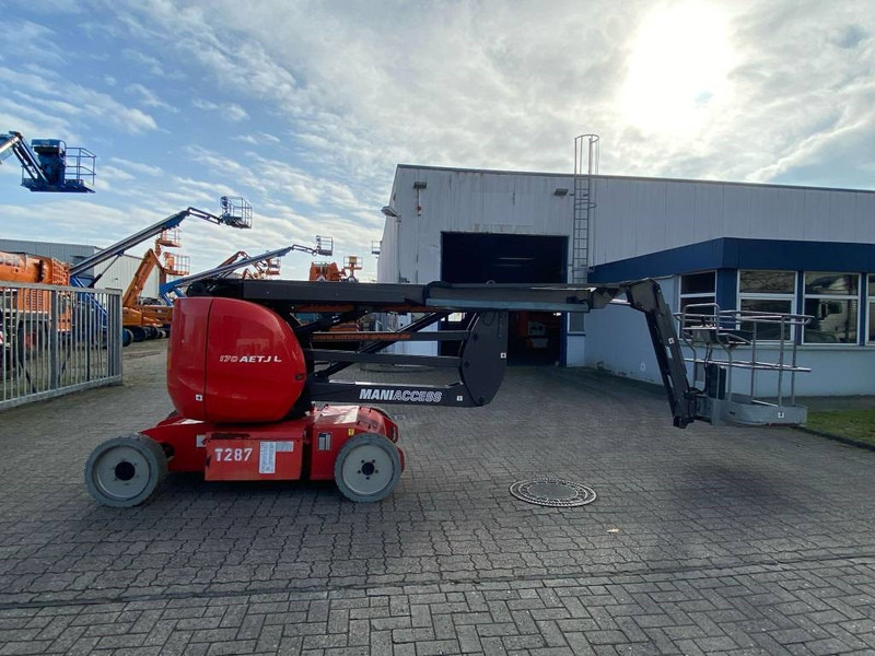Manitou 170AETJ-L - Személyemelő: 3 kép. Manitou 170AETJ-L - Személyemelő: 3 kép.