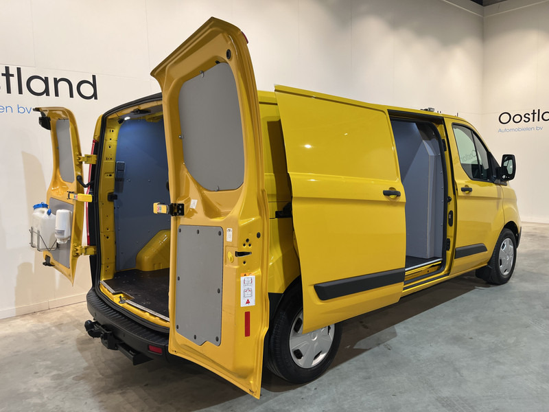 Ford Transit Custom 340 2.0 TDCI L2H1 Trend 130 PK / Euro 6 / Airco / Cruise Control / PDC / Trekhaak - Kis furgon: 4 kép. Ford Transit Custom 340 2.0 TDCI L2H1 Trend 130 PK / Euro 6 / Airco / Cruise Control / PDC / Trekhaak - Kis furgon: 4 kép.