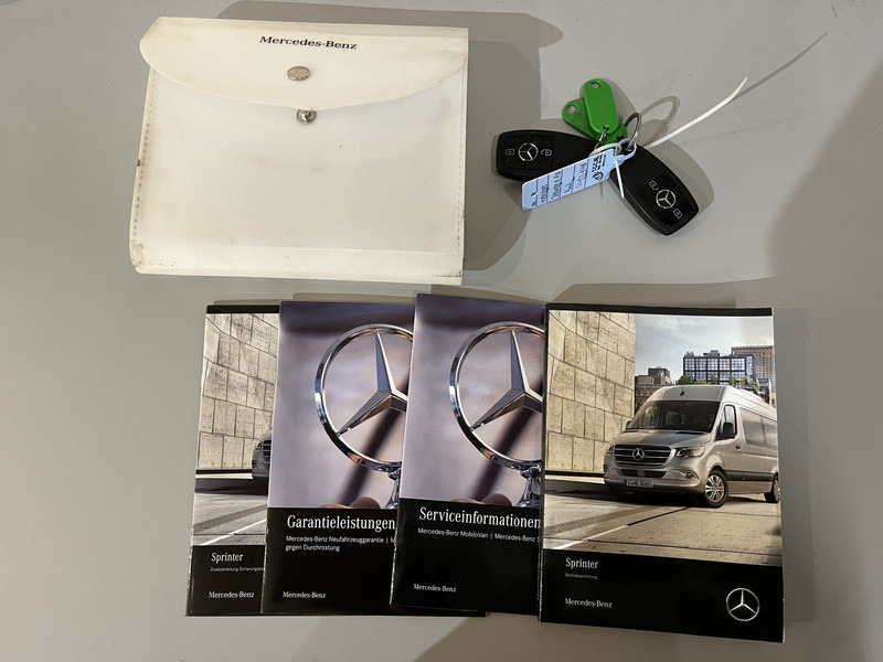 Platós kisteherautó Mercedes-Benz Sprinter 317 CDI L2 RWD Automaat Open Laadbak / Euro 6 / Trekhaak 3500 KG / Airco / Cruise Control / CarPlay / Navigatie / 64.150 KM !! / BPM VRIJ !!: 15 kép.