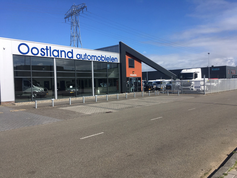 Platós kisteherautó Mercedes-Benz Sprinter 317 CDI L2 RWD Automaat Open Laadbak / Euro 6 / Trekhaak 3500 KG / Airco / Cruise Control / CarPlay / Navigatie / 64.150 KM !! / BPM VRIJ !!: 16 kép.
