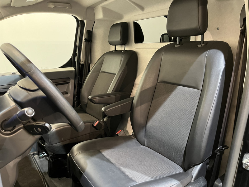 Kis furgon, Elektromos kisteherautó Peugeot e-Expert L2 Premium 75 kWh Servicebus / Van den Born Inrichting / 100% Elektrisch / Airco / Camera / Cruise Control / Navigatie / CarPlay / 12.400 KM !!: 6 kép.