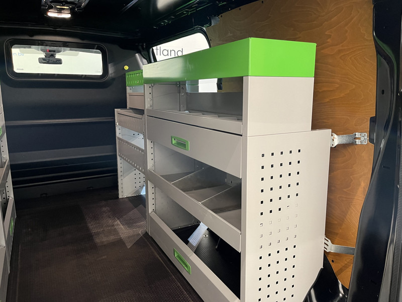 Kis furgon, Elektromos kisteherautó Peugeot e-Expert L2 Premium 75 kWh Servicebus / Van den Born Inrichting / 100% Elektrisch / Airco / Camera / Cruise Control / Navigatie / CarPlay / 12.400 KM !!: 10 kép.