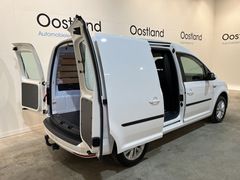 Volkswagen Caddy 2.0 TDI L1H1 BMT Highline / Euro 6 / Airco / Cruise Control / CarPlay / Trekhaak / PDC / Navigatie - Kis furgon: 2 kép. Volkswagen Caddy 2.0 TDI L1H1 BMT Highline / Euro 6 / Airco / Cruise Control / CarPlay / Trekhaak / PDC / Navigatie - Kis furgon: 2 kép.