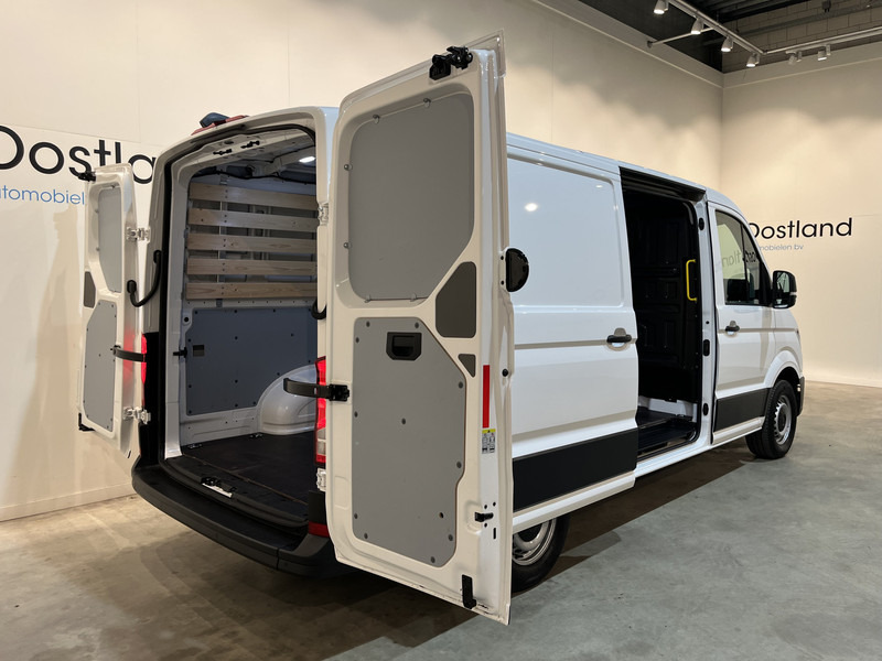 Volkswagen Crafter 30 2.0 TDI L3H2 140 PK Automaat / Euro 6 / Airco / Cruise Control / Camera / CarPlay / 3-Zits / 18.500 KM !! - Kis furgon: 4 kép. Volkswagen Crafter 30 2.0 TDI L3H2 140 PK Automaat / Euro 6 / Airco / Cruise Control / Camera / CarPlay / 3-Zits / 18.500 KM !! - Kis furgon: 4 kép.