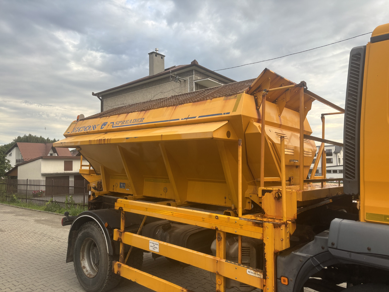 MAN TGM 18.250 4X4BB GRITTER/SPREADER/PLOUGH - Hóeltakarító gép: 5 kép. MAN TGM 18.250 4X4BB GRITTER/SPREADER/PLOUGH - Hóeltakarító gép: 5 kép.