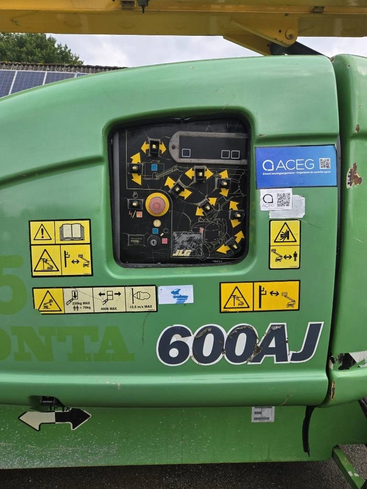 Személyemelő JLG 600 AJ: 11 kép.