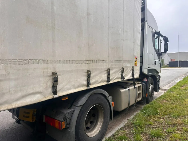 Iveco Stralis 480 - Nyergesvontató: 3 kép. Iveco Stralis 480 - Nyergesvontató: 3 kép.