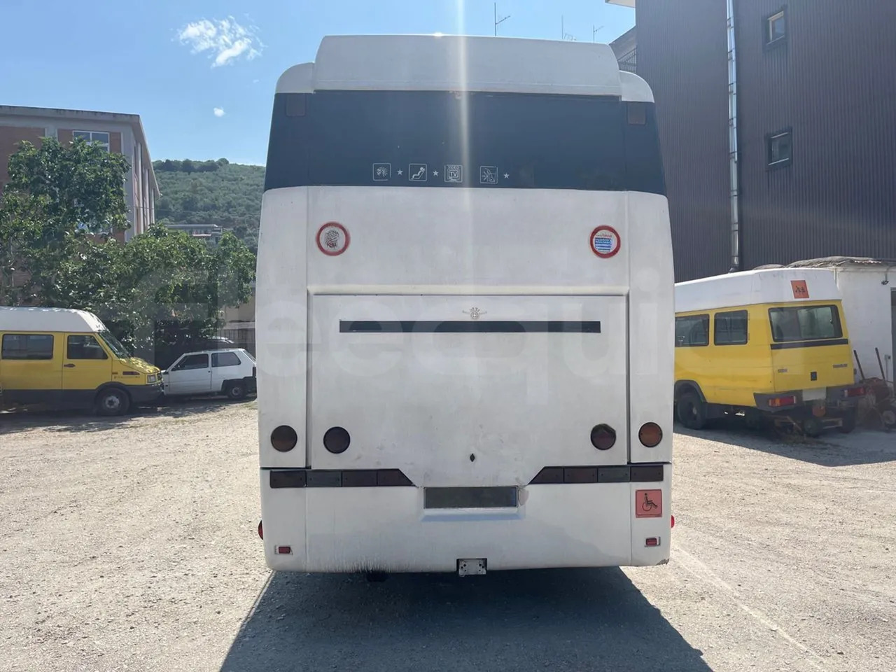 Bova B V FHD - Távolsági busz: 4 kép. Bova B V FHD - Távolsági busz: 4 kép.