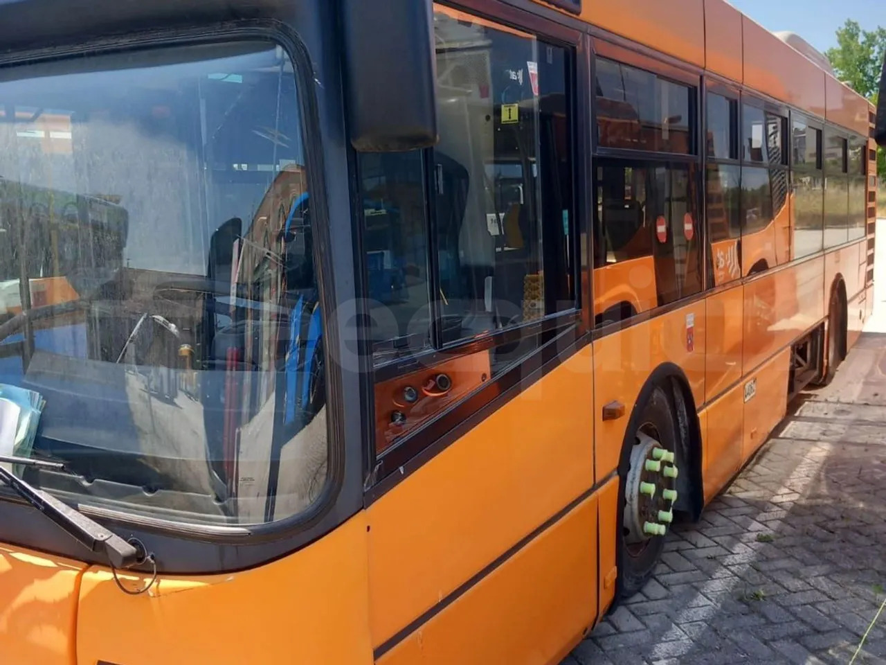 Városi busz BredaMenarinibus M 240/E3 NU: 1 kép.