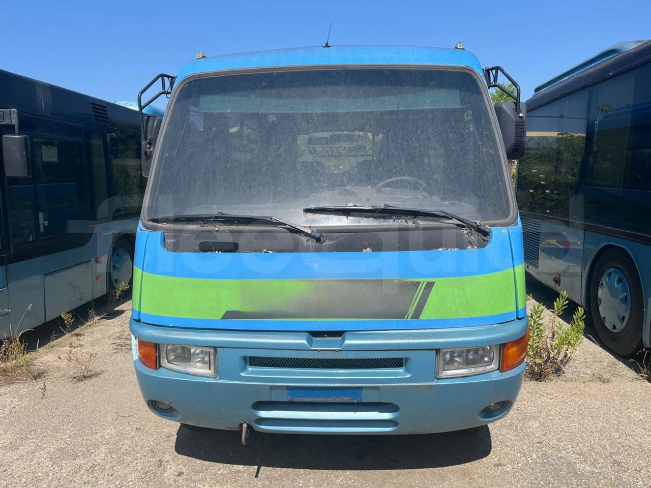 Bundle di 4 mezzi Iveco - Cacciamali Fiat - Poker Man - 469 L Neoplan - Centroliner - Városi busz: 2 kép. Bundle di 4 mezzi Iveco - Cacciamali Fiat - Poker Man - 469 L Neoplan - Centroliner - Városi busz: 2 kép.