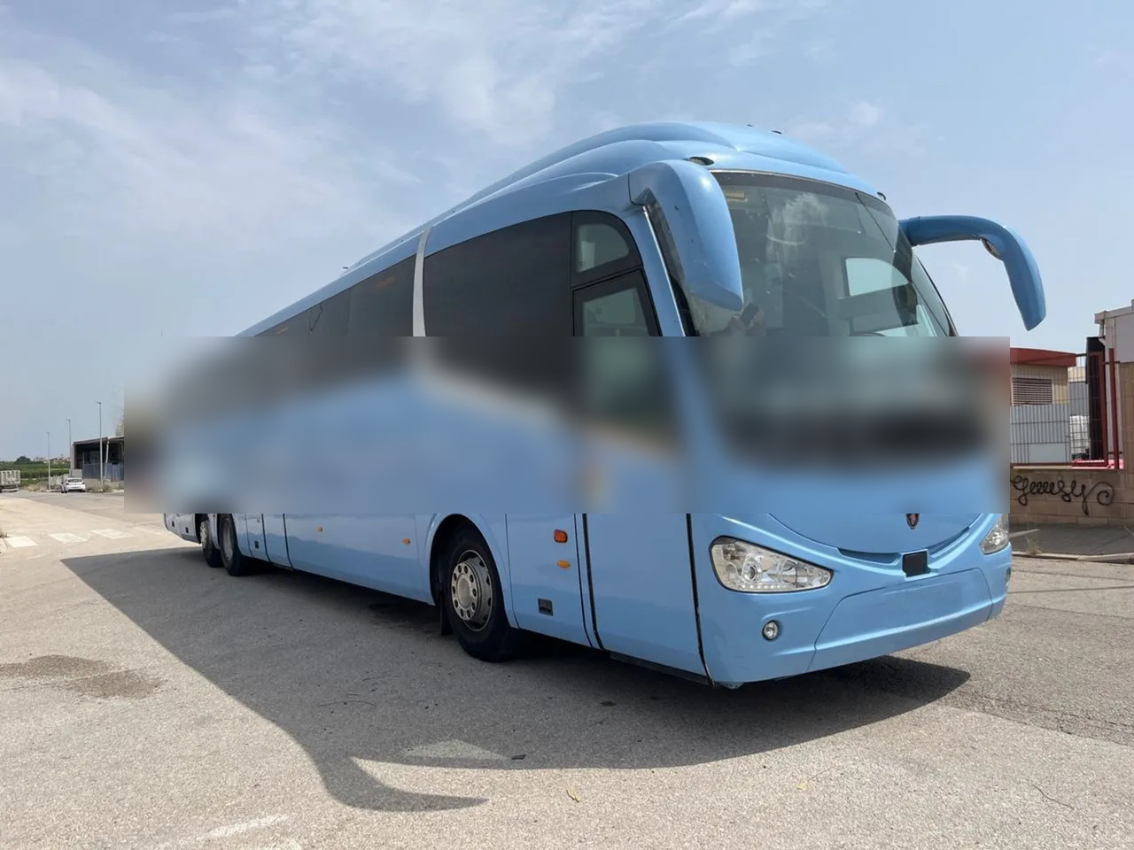 Irizar i6 - Busz: 2 kép. Irizar i6 - Busz: 2 kép.