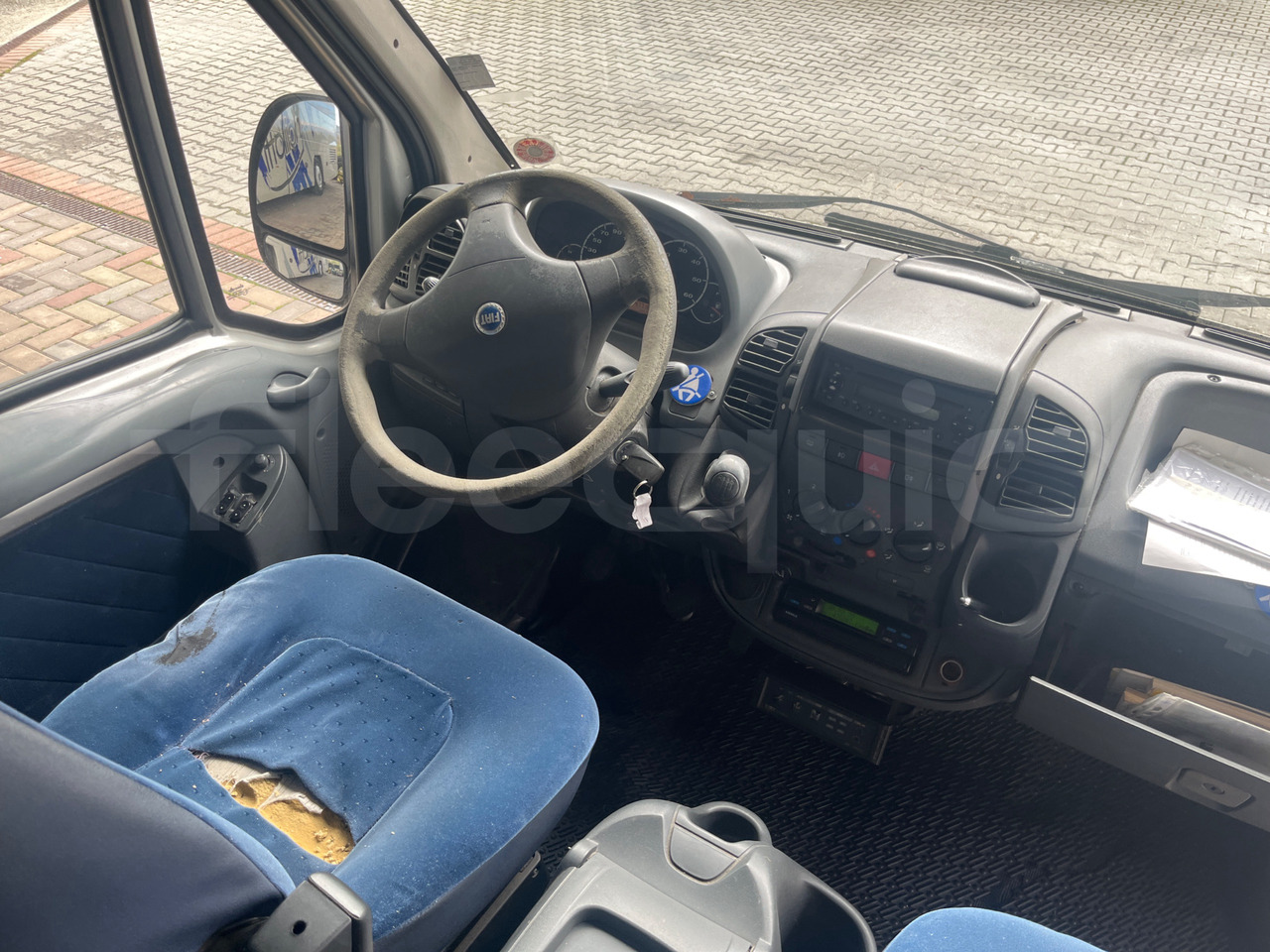 Távolsági busz Fiat Ducato Maxi: 18 kép.