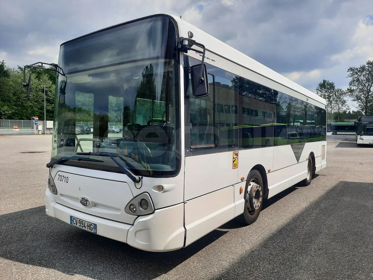 Heuliez GX127 - Városi busz: 4 kép. Heuliez GX127 - Városi busz: 4 kép.