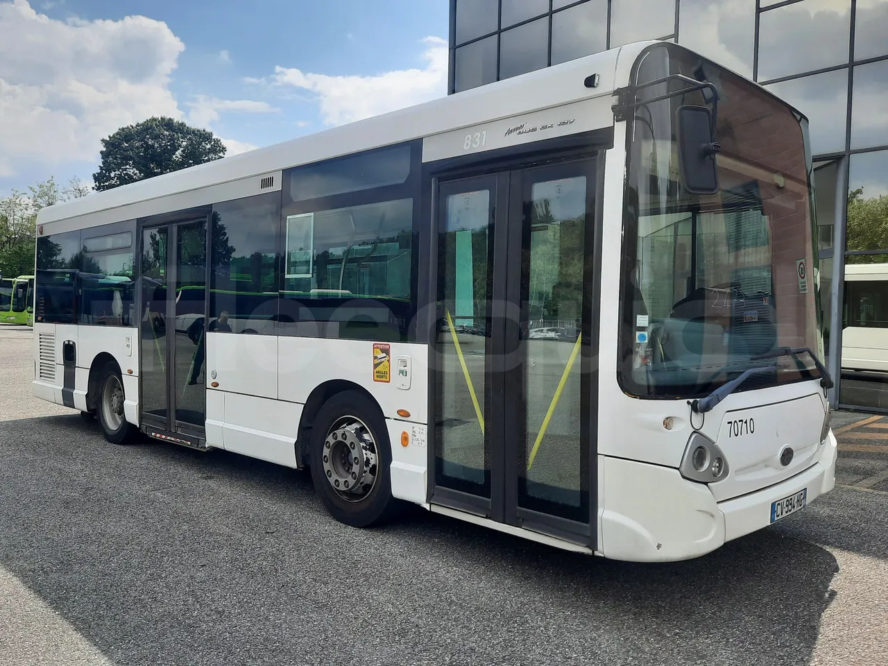 Heuliez GX127 - Városi busz: 1 kép. Heuliez GX127 - Városi busz: 1 kép.