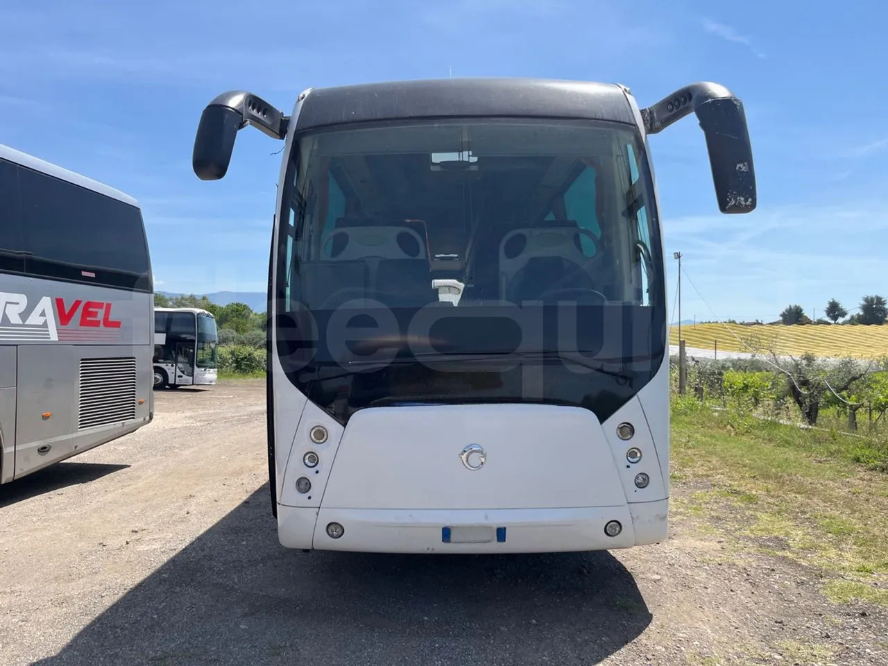 Irisbus 397E.12 - Távolsági busz: 2 kép. Irisbus 397E.12 - Távolsági busz: 2 kép.