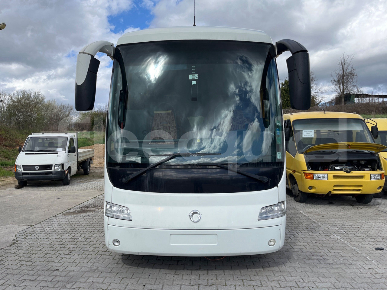 Irisbus New Domino - Távolsági busz: 2 kép. Irisbus New Domino - Távolsági busz: 2 kép.